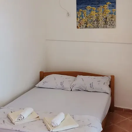 Apartment With Parking Space Borje, Peljesac - 12507