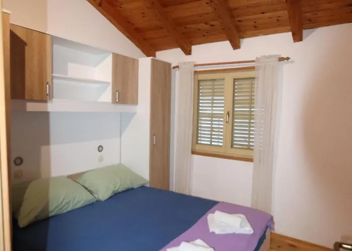 Apartamento With Parking Space Borje, Peljesac - 12507 Orebić